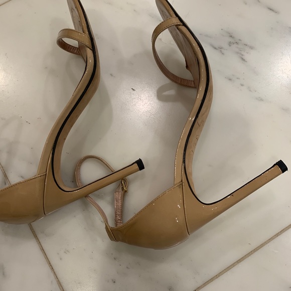 Stuart Weitzman THE NUDISTSONG SANDAL size 7.5 - Picture 3 of 6